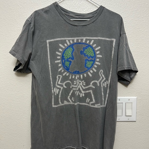 Gray Graphic T-Shirt with Earth Design - Picture 1 of 3